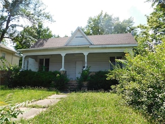 429 N Washington St, Nevada, MO 64772
