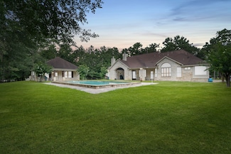 20319 Country Lake Dr, Magnolia, TX 77355