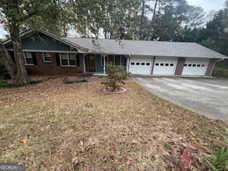 1329 Springwood Dr NW, Conyers, GA 30012