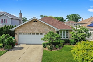 5724 W 82nd Place, Burbank, IL 60459