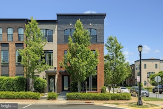 23112 Brooksbank Square, Brambleton, VA 20148