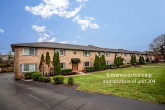 828 Malabu Dr Unit 204, Lexington, KY 40502