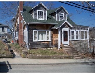 1 Cedar St, Wareham, MA 02571