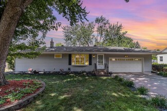 2927 Marion St, Saint Paul, MN 55113