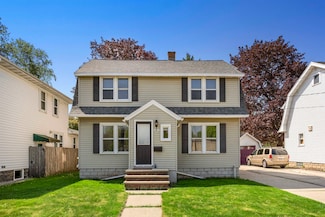 1407 W College Ave, Appleton, WI 54914