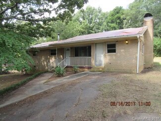 5659 Hillsdale St, Fort Lawn, SC 29714