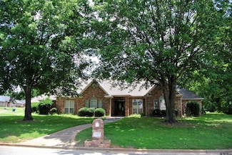 1300 Purdue St, Jacksonville, TX 75766