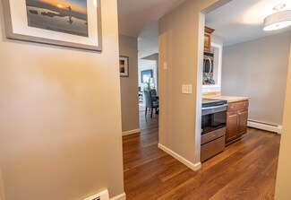 52 Great Falls Dr, Concord, NH 03303