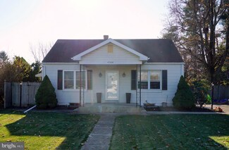 4566 Daisy Ave, Orefield, PA 18069