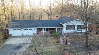 4540 E Howard City-Edmore Rd, Edmore, MI 48829