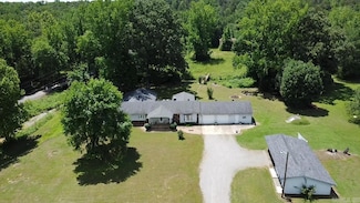 567 Broomfield Rd, Dover, AR 72837