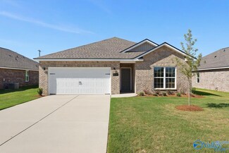 14216 Harvest Ridge Ln, Athens, AL 35611