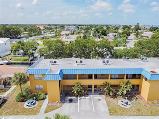 439 S Paula Dr Unit 202, Dunedin, FL 34698