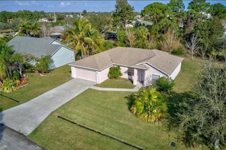 2421 SE Gilbert Ave, Port Saint Lucie, FL 34952