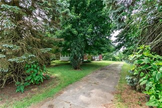 1293 W Penn Blvd, Uniontown, PA 15401