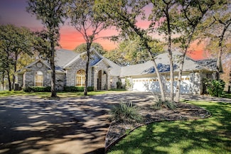 12215 Lake Forest Dr, Azle, TX 76020