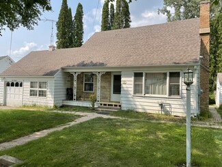 217 6th St, Marion, MI 49665