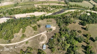 1706 Marion County 4006, Yellville, AR 72687