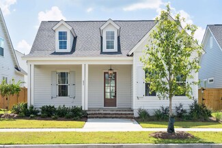 695 Blueway Ave, Summerville, SC 29486