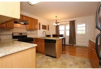 100 Dowd St Unit B11, Haverstraw, NY 10927
