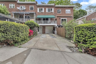 5450 Valles Ave, Bronx, NY 10471