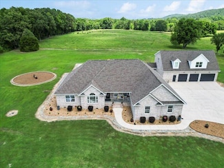 163 Mythical Ln, Ringgold, GA 30736