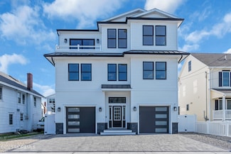 55 H St, Seaside Park, NJ 08752