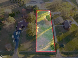 428 US Highway 6, Grinnell, IA 50112