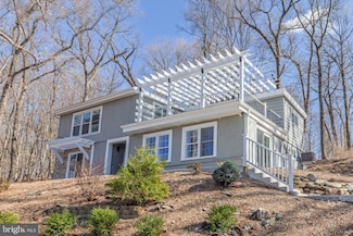 422 Spackman Ln, Exton, PA 19341