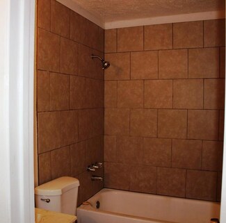 1422 Clearbrook St, Lancaster, TX 75134