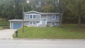 410 High St NE, Elkader, IA 52043