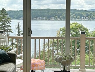 30 White Oaks Rd Unit 6, Laconia, NH 03246