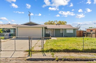 10187 Haven Ln, Hanford, CA 93230