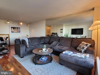 1420 Locust St Unit 14P, Philadelphia, PA 19102