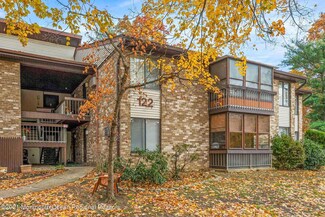 122 Amberly Dr Unit C, Manalapan, NJ 07726