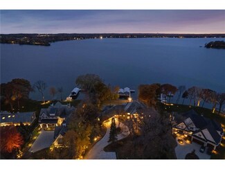 2715 Pence Ln, Excelsior, MN 55331