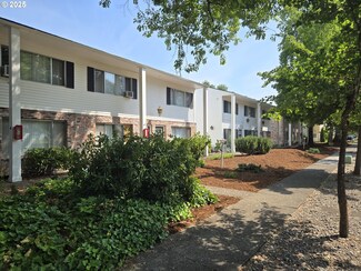 7720 SW Bel Aire Dr, Beaverton, OR 97008