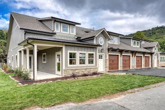 98 Brett Way, Hiawassee, GA 30546