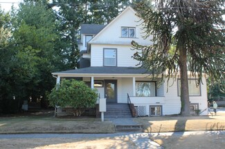 303 17th Ave SE, Olympia, WA 98501