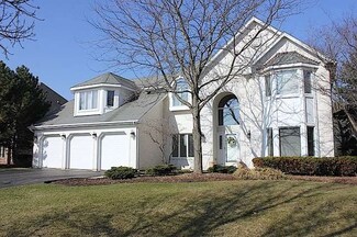 4363 Camelot Cir, Naperville, IL 60564