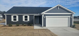 566 John Stark Dr, Fuquay-Varina, NC 27526