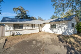 2840 Placer St, Redding, CA 96001