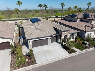 11311 N Via San Toma Dr, Fresno, CA 93730