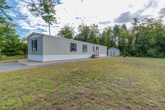 34 Carroll Ave, Standish, ME 04084