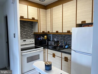 401 Cooper Landing Rd Unit 628, Cherry Hill, NJ 08002