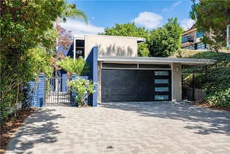 14001 Summit Dr, Whittier, CA 90602