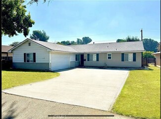 430 E Grove St, Pomona, CA 91767