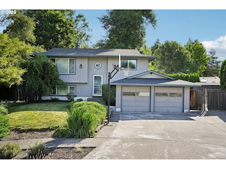 3155 SE Lewis Ct, Troutdale, OR 97060