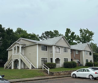 110 5th St Unit C204, Daphne, AL 36526
