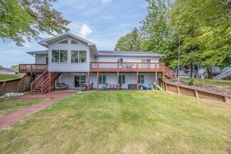 8286 Peninsula Dr Unit 84, Stanwood, MI 49346